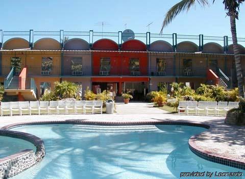 Quality Inn El Tuque Ponce Exteriör bild