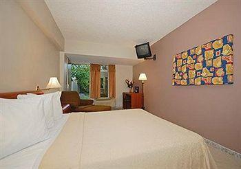 Quality Inn El Tuque Ponce Exteriör bild