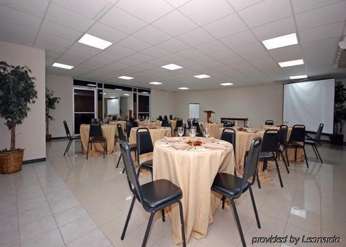 Quality Inn El Tuque Ponce Restaurang bild